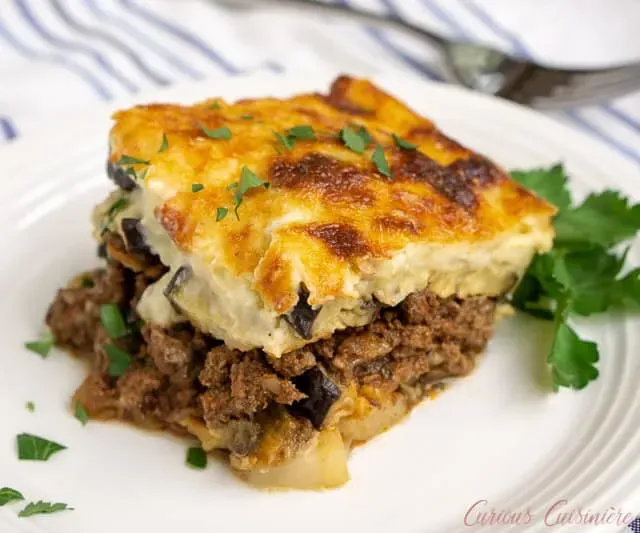 Moussaka, Hidangan Klasik Yunani yang Kaya Rasa dan Berlayer seperti Lasagna